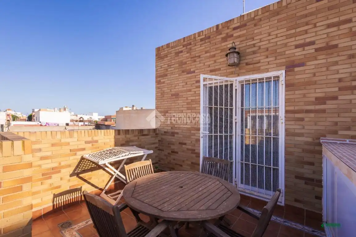 Terrassa de Àtic en venda en Almería amb Aire condicionat i Terrassa