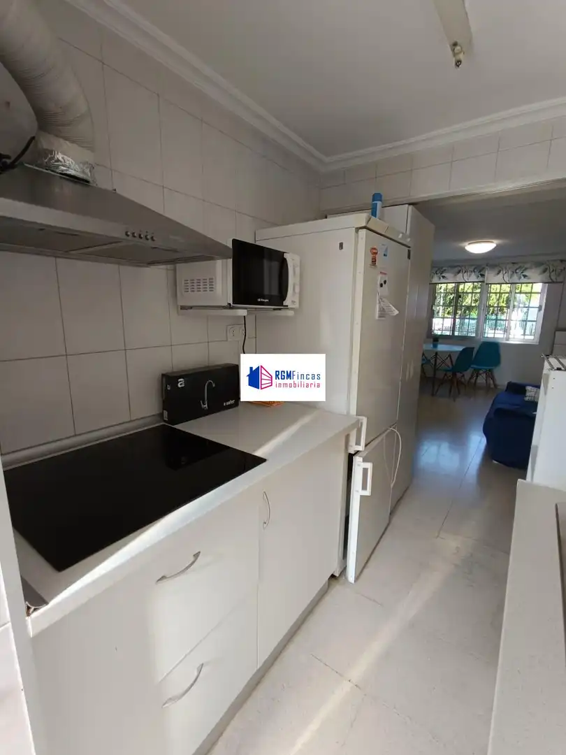 Kitchen of Flat for rent in Sevilla  with Air Conditioner and Furnished