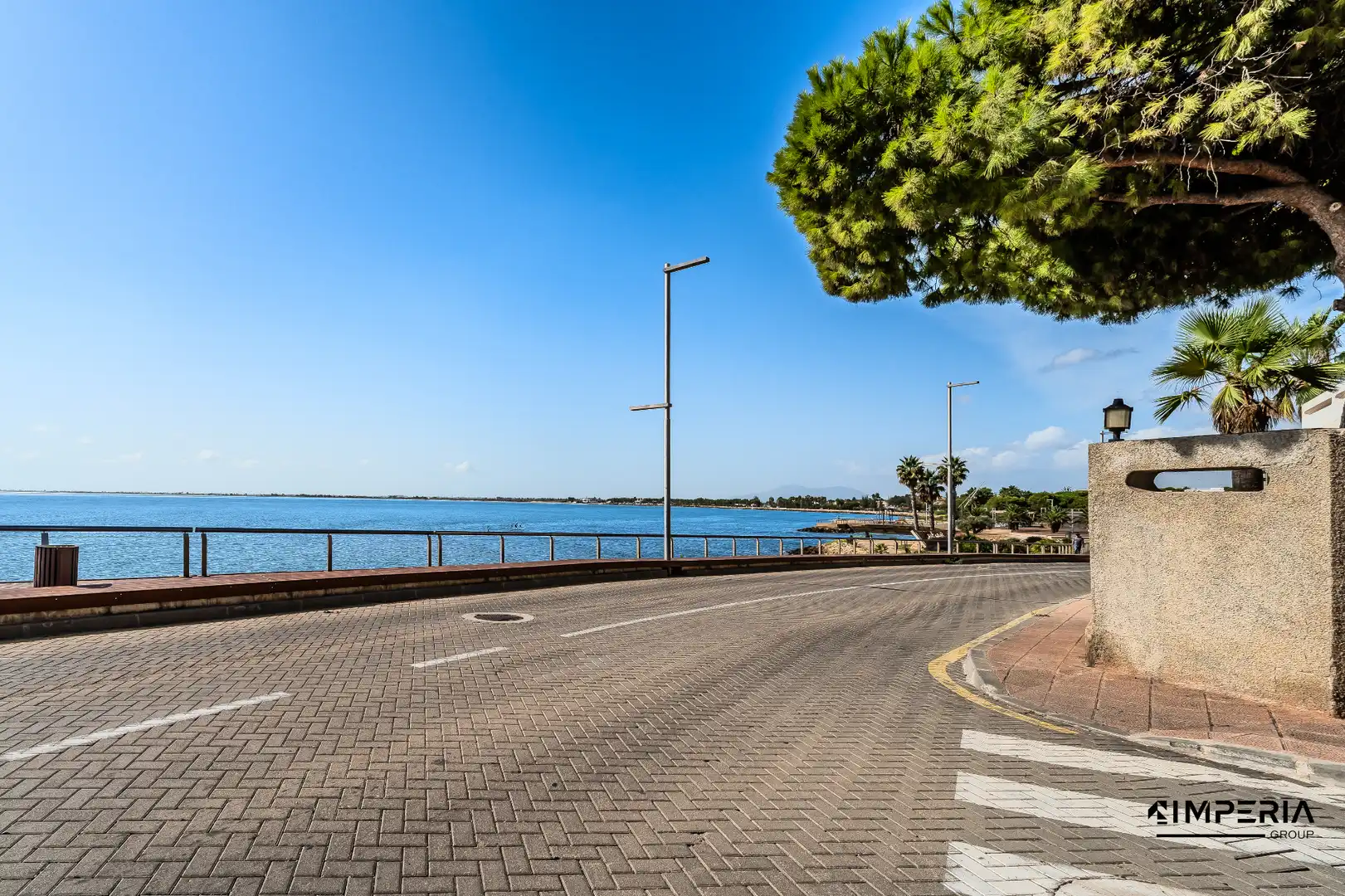 Vista exterior de Apartamento en venta en L'Ampolla con Aire acondicionado, Calefacción y Terraza