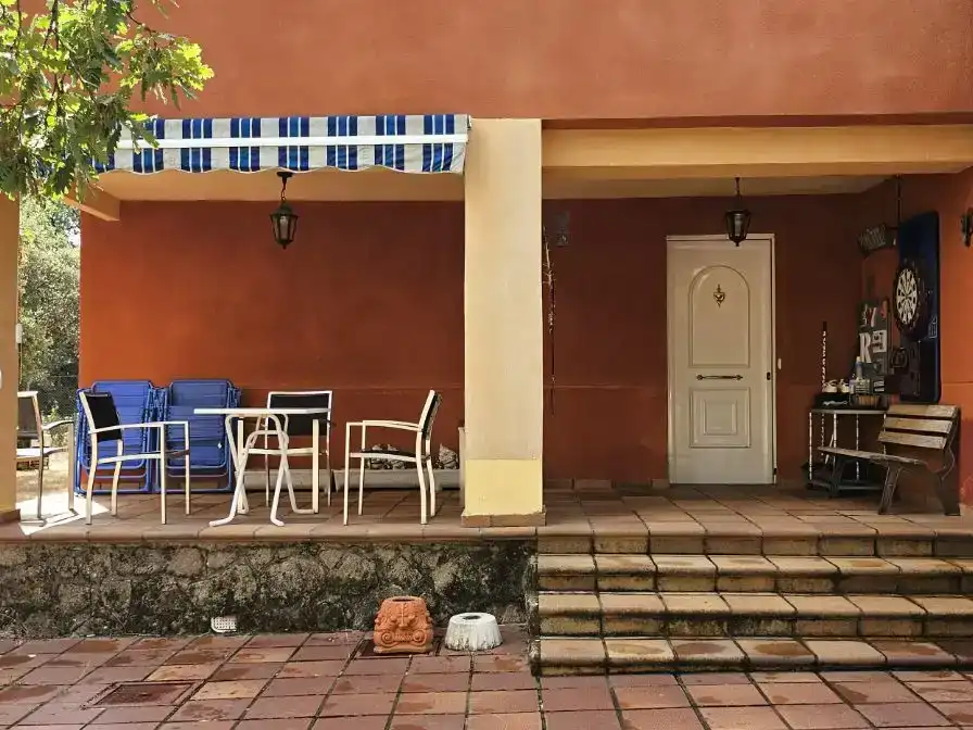 Terrassa de Casa o xalet en venda en Fresno de Cantespino