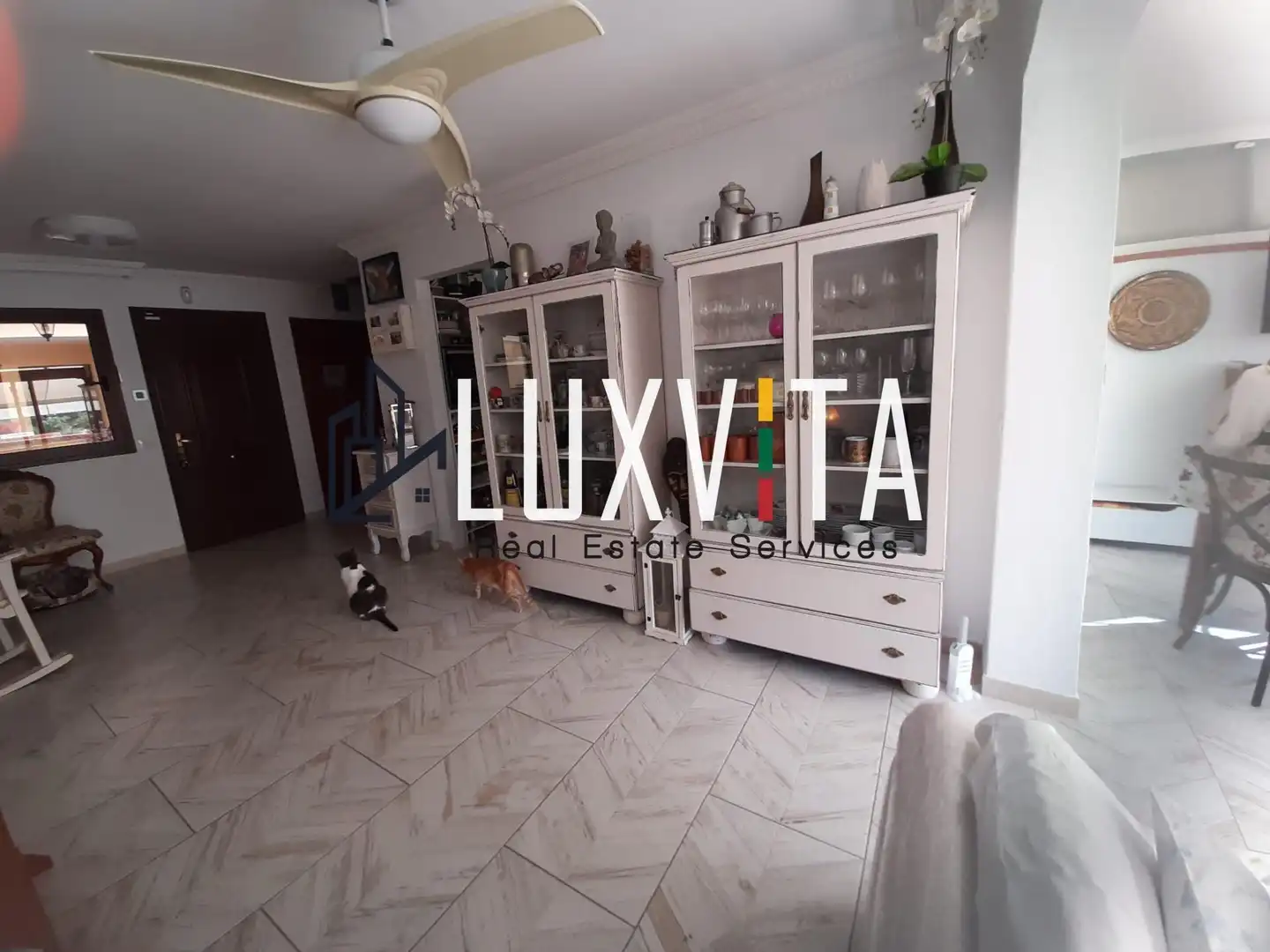 Living room of Detached homes for sale in Adeje  with Air Conditioner, Terrace and Balcony
