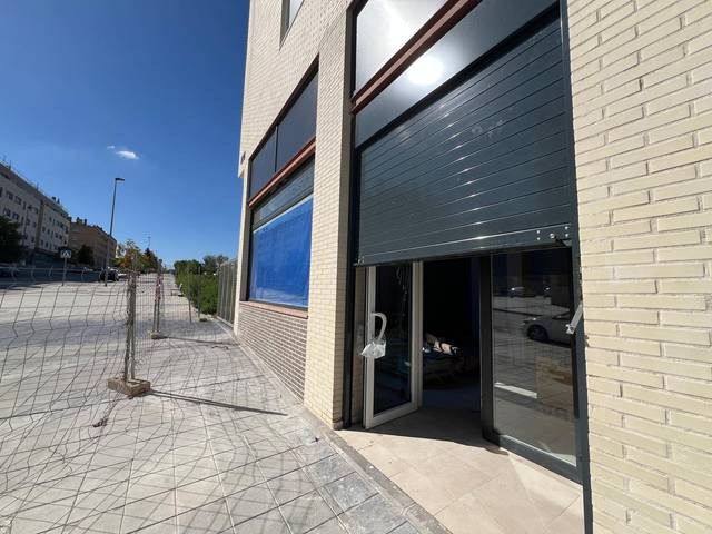 Local comercial en Alquiler en Centro