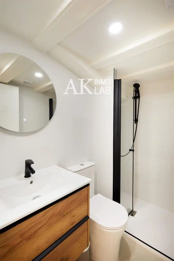 Badezimmer von Gebäude zum Verkauf in Barcelona