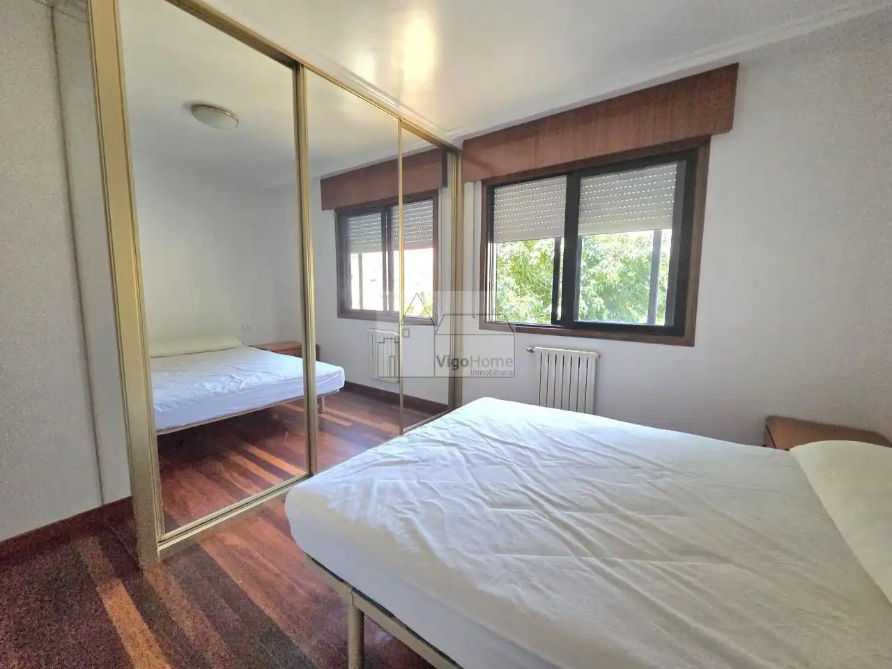 Bedroom of Flat for rent in Vigo   with Heating, Parquet flooring and Storage room