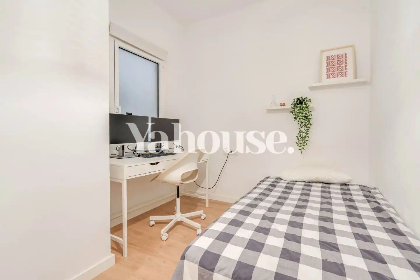 Schlafzimmer von Wohnung zum Verkauf in Barcelona mit Klimaanlage, Heizung und Parkett