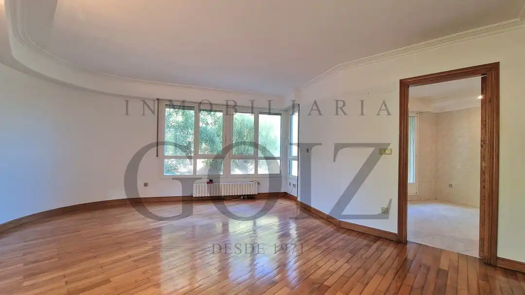 Sala de estar de Piso en venta en Donostia - San Sebastián  con Calefacción y Balcón