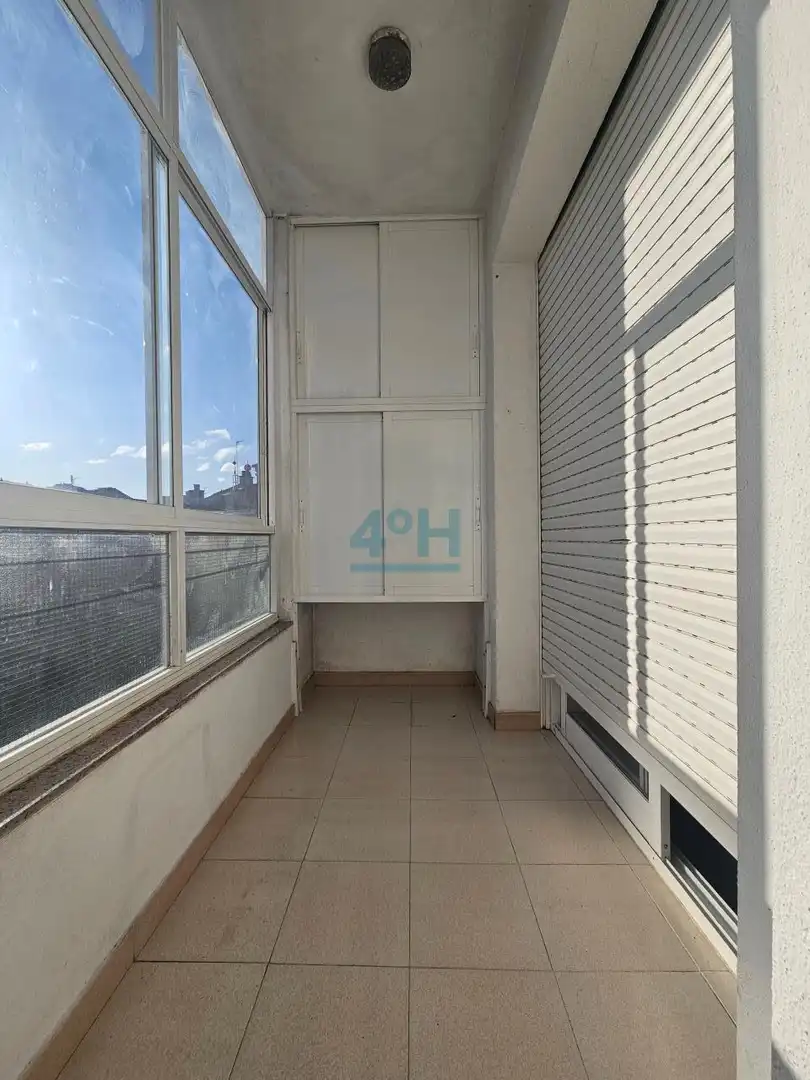 Flat with terrace for sale in Couto, imagen 2