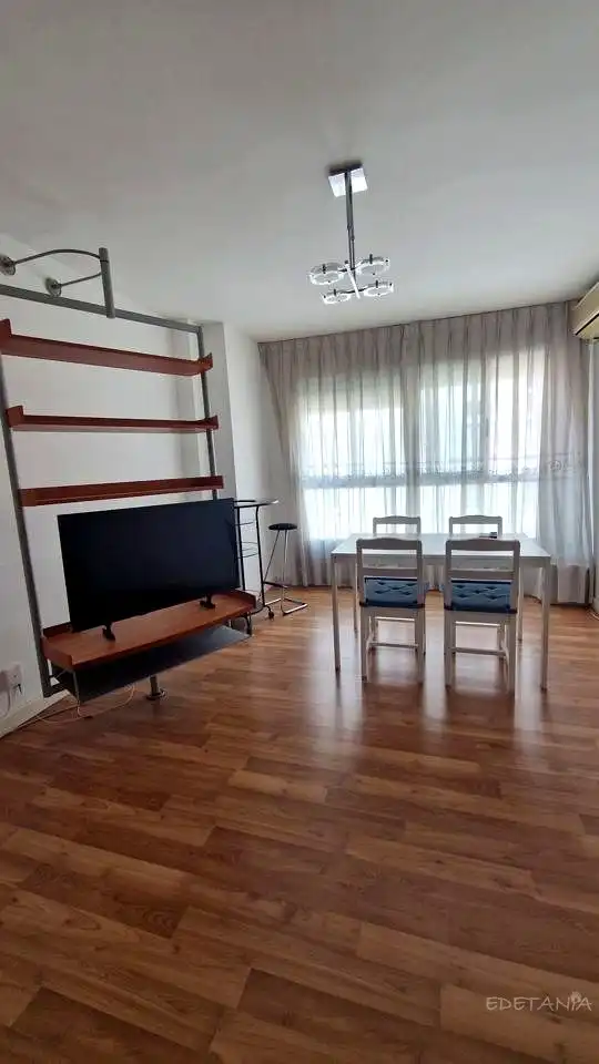 Sala d'estar de Pis de lloguer en Moncada amb Aire condicionat i Moblat