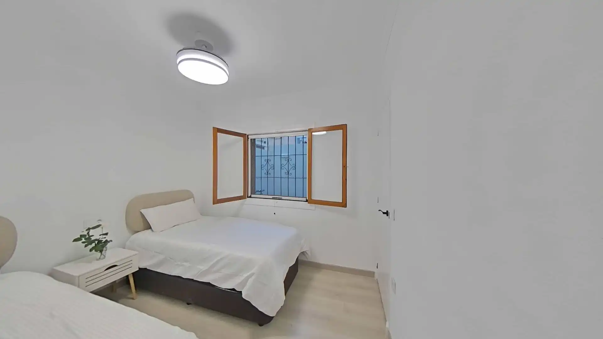 Dormitori de Casa o xalet en venda en San Pedro del Pinatar amb Moblat