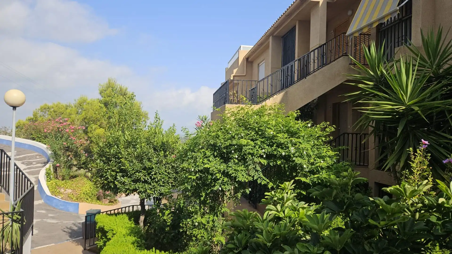 Vista exterior de Dúplex en venta en Cullera con Aire acondicionado, Amueblado y Balcón