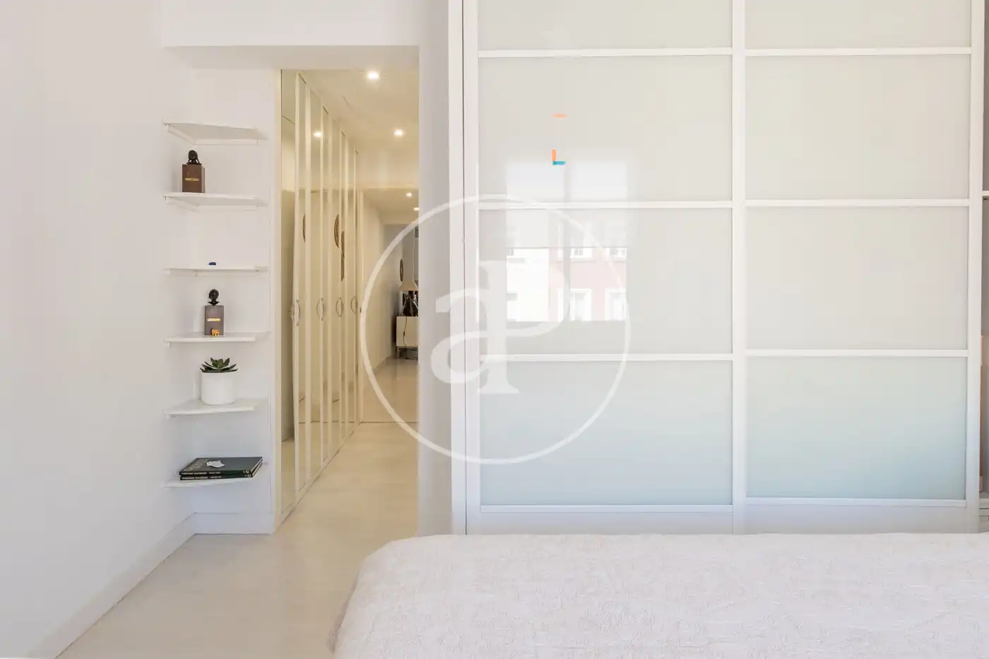 Habitación de Piso de alquiler en Madrid con Aire acondicionado, Calefacción y Amueblado