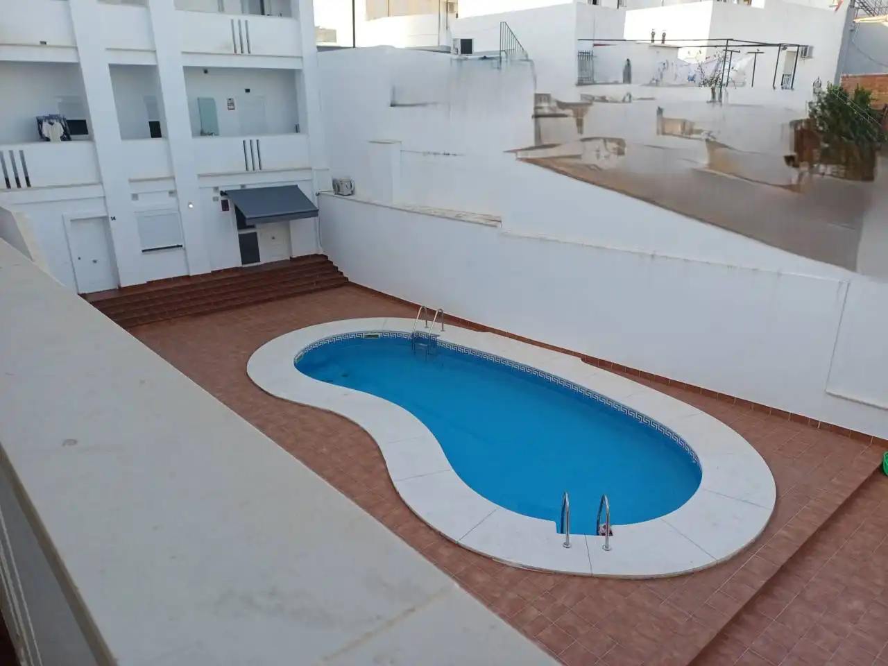 Piscina de Piso en venta en Gibraleón con Trastero y Piscina comunitaria