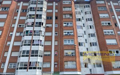 Exterior view of Flat for sale in Sarria