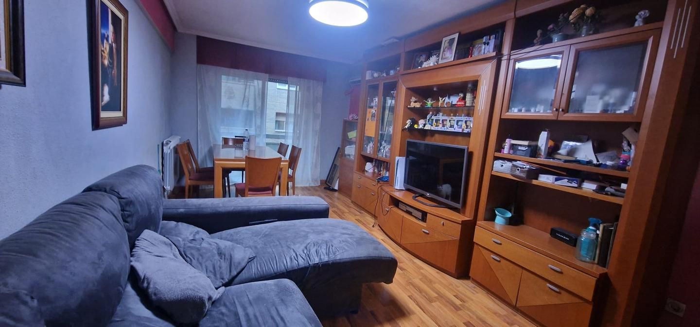 Sala de estar de Piso en venta en  Zaragoza Capital con Aire acondicionado, Calefacción y Parquet