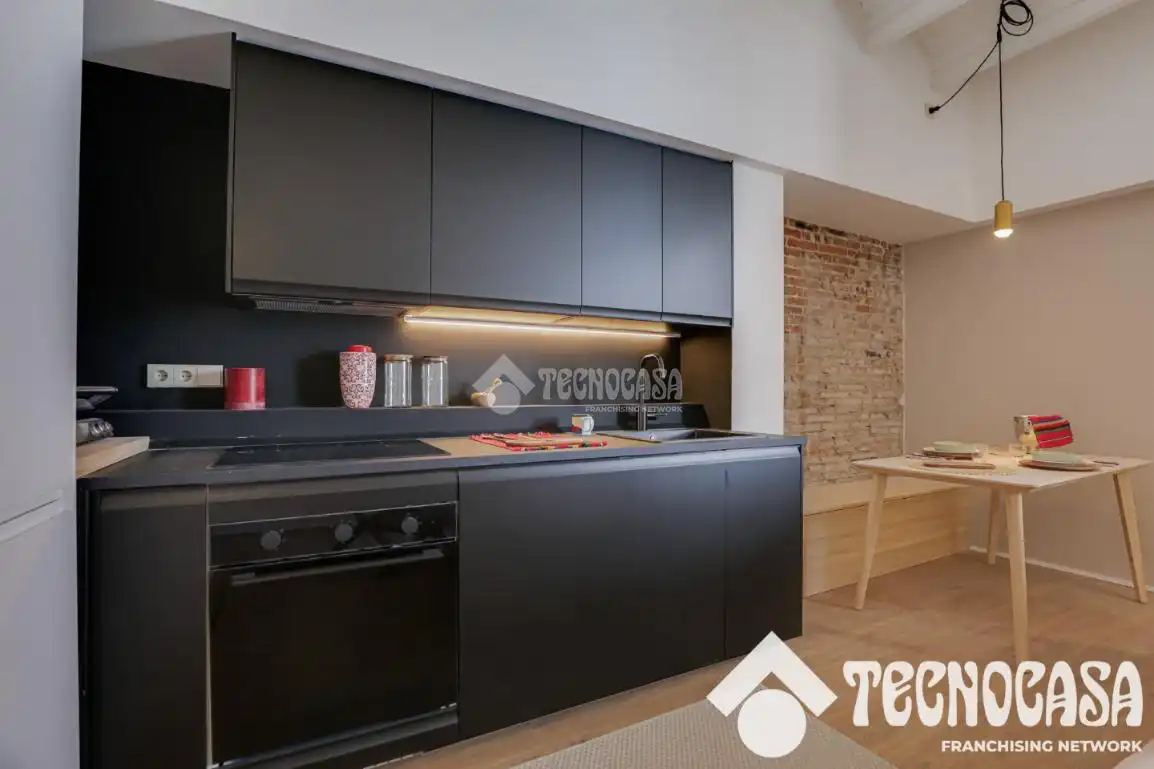 Küche von Wohnung zum Verkauf in Barcelona mit Terrasse