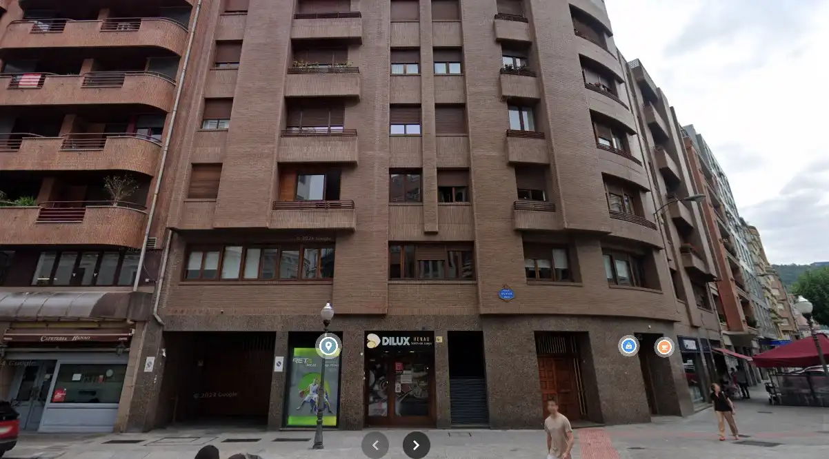Vista exterior de Garatge de lloguer en Bilbao 