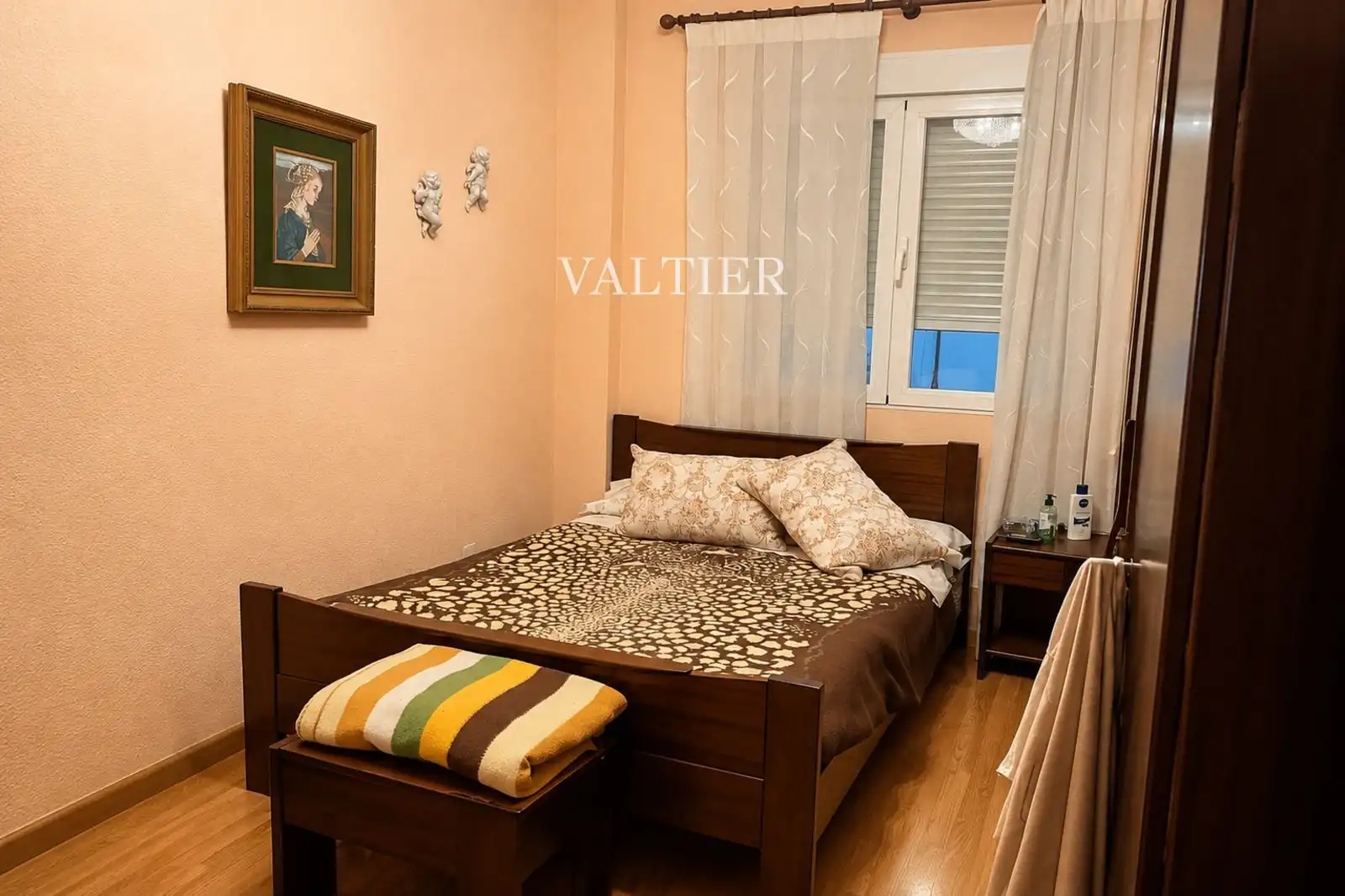 Habitación de Piso de alquiler en Madrid con Terraza, Trastero y Amueblado