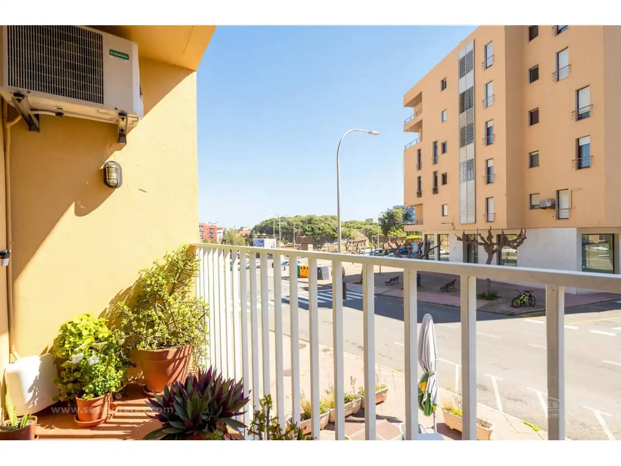 Vista exterior de Apartament en venda en Maó - Mahón amb Aire condicionat, Terrassa i Traster