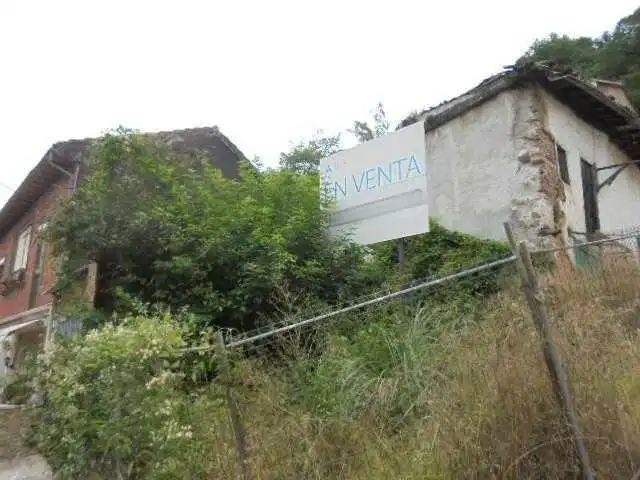 Terreni e lotti in vendita a CAHECIA 78