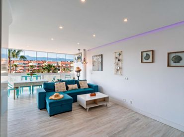 Appartamento con piscina in vendita a Calle COLLERA (A)