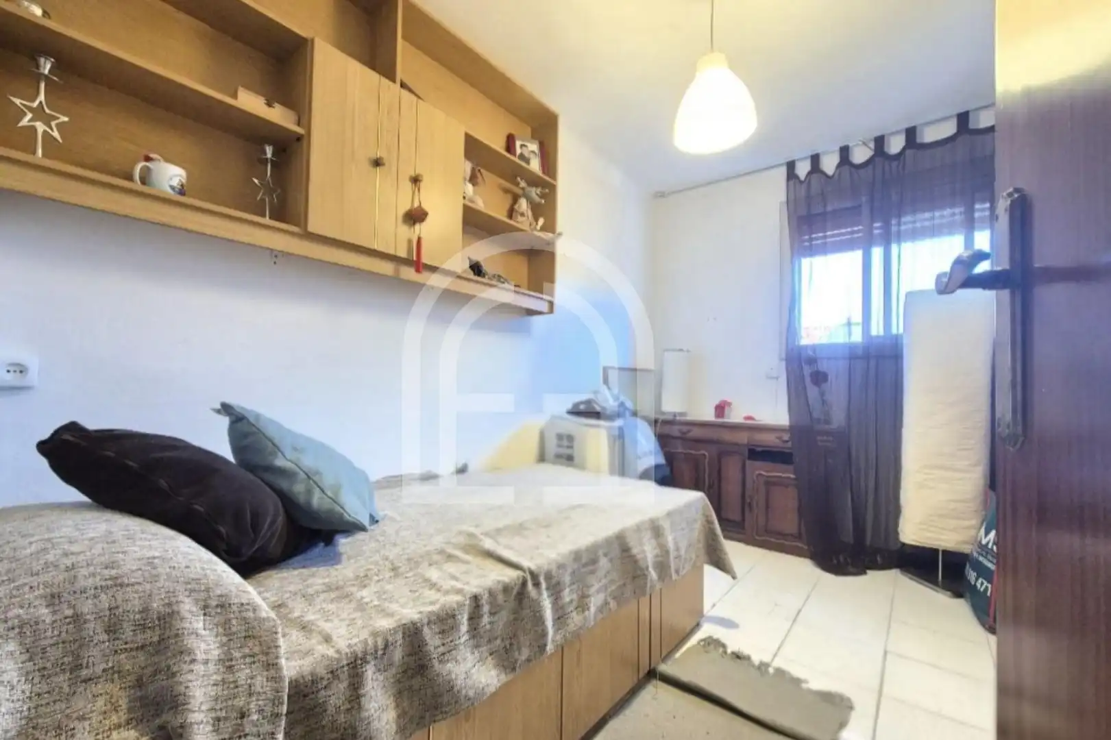 Bedroom of Flat for sale in Cornellà de Llobregat  with Air Conditioner and Balcony
