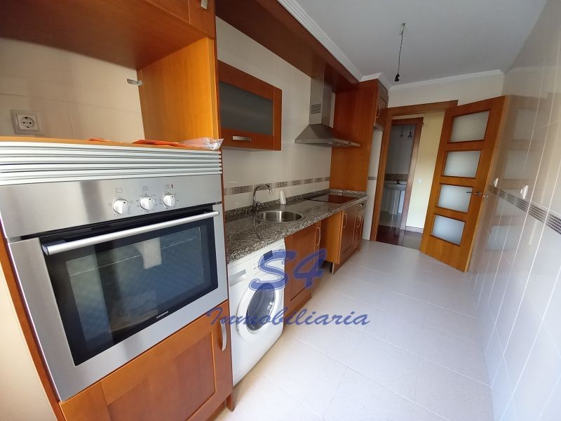 Flat for sale in Calle Hermanos Felgueroso, La Pola Siero