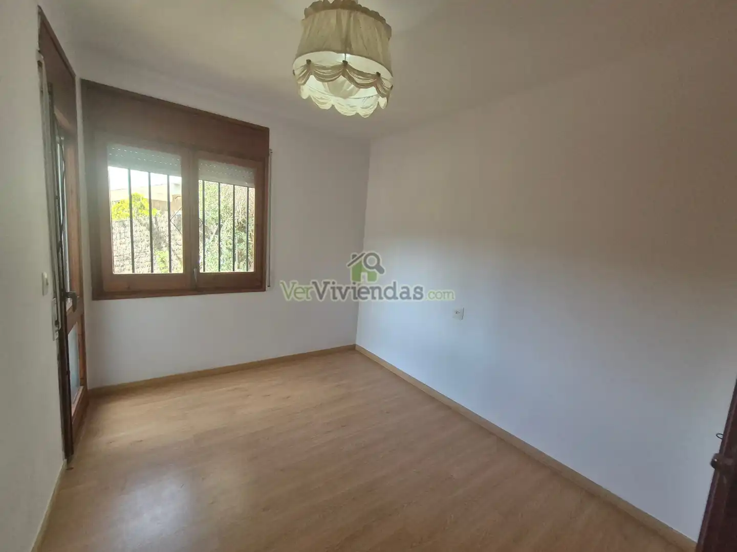 Habitación de Casa o chalet en venta en Vallirana con Jardín privado, Parquet y Terraza