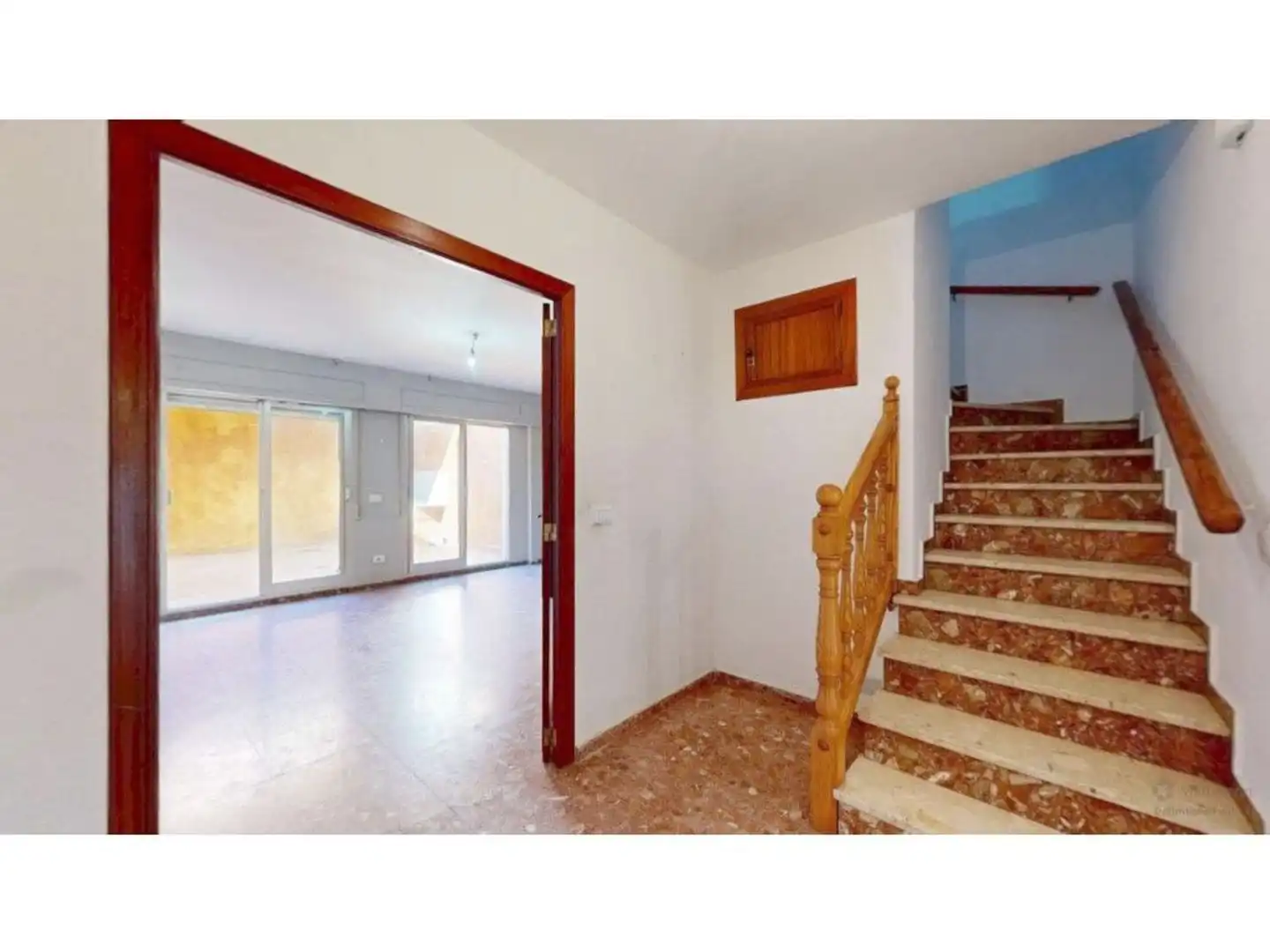 Casa adosada en venta en Casinos con Jardín privado, Terraza y Trastero