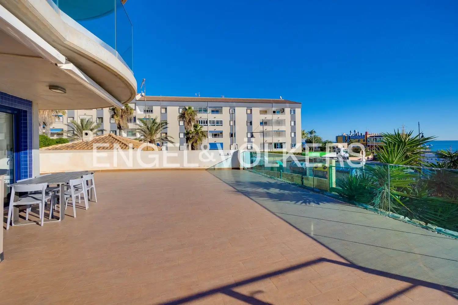 Terrasse von Erdgeschoss zum Verkauf in Torrevieja mit Klimaanlage, Heizung und Terrasse