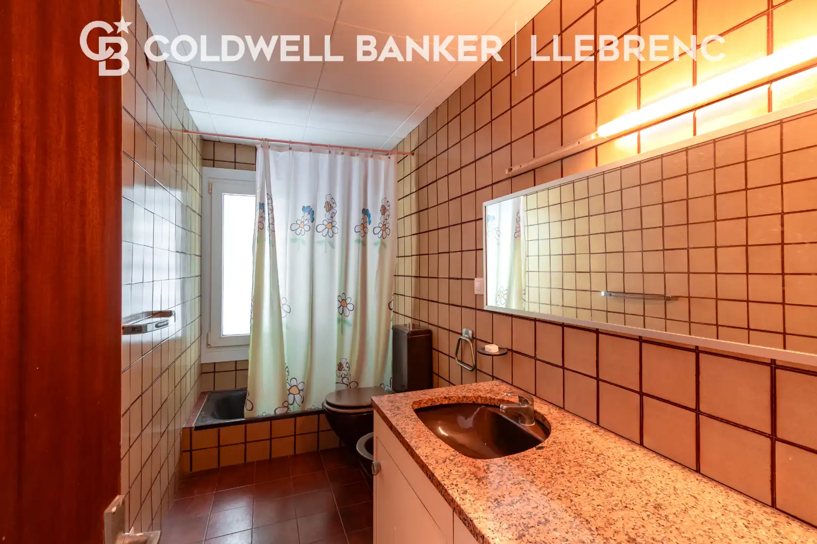 Baño de Casa o chalet en venta en Barcelona con Aire acondicionado, Calefacción y Jardín privado