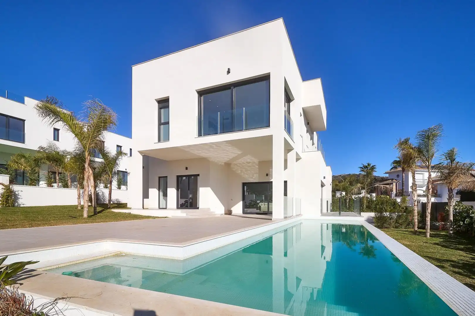 Villa mit Pool zum Verkauf in Elviria - Cabopino, imagen 2