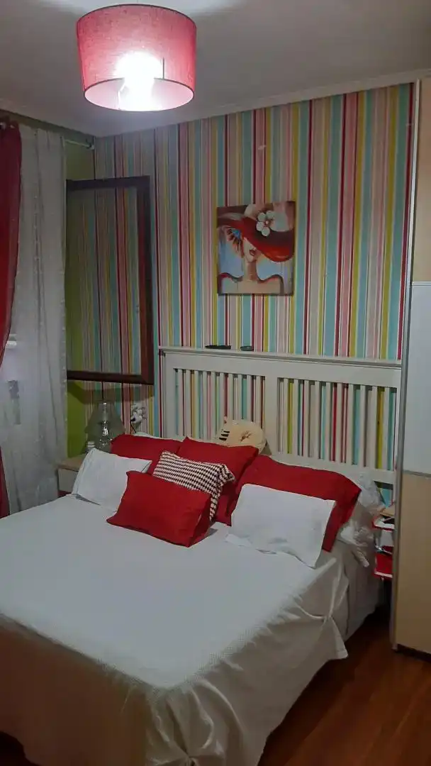 Schlafzimmer von Wohnung zum Verkauf in Barakaldo 