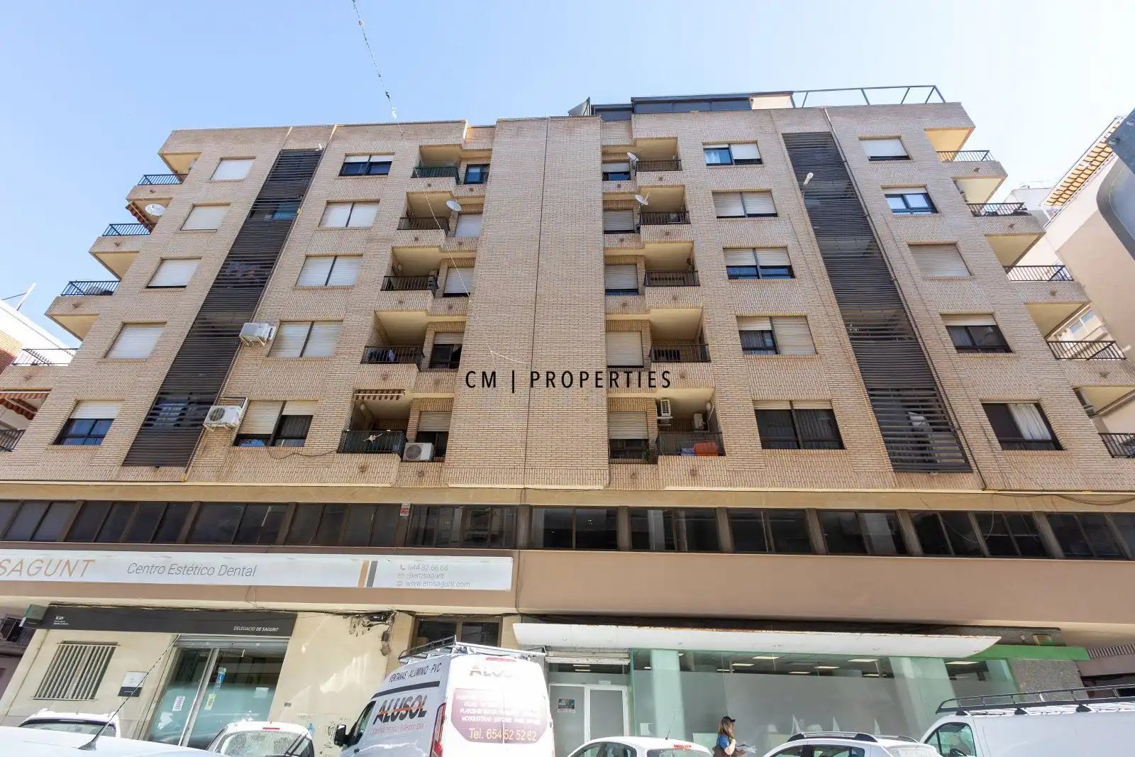 Vista exterior de Oficina en venda en Sagunto / Sagunt amb Aire condicionat i Calefacció