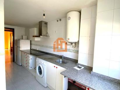 Kitchen of Apartment for sale in Santovenia de la Valdoncina  with Heating, Terrace and Storage room