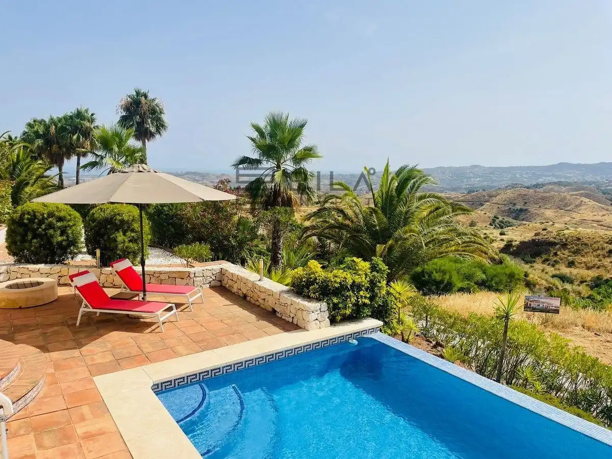 Chalet con piscina en venta en Urb. Valtocado, imagen 5