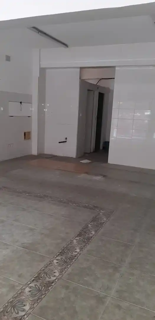 Commercial properties for sale in Murrieta Kalea, Lasesarre
