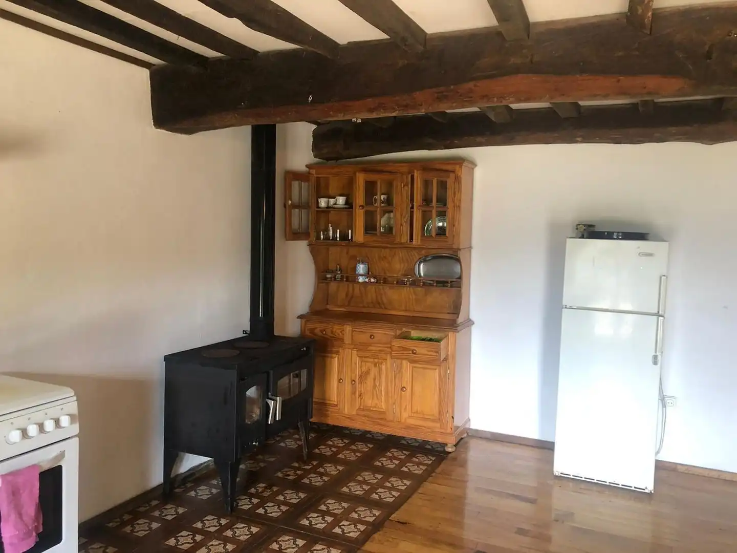 Cuina de Casa o xalet en venda en Quirós amb Jardí privat, Terrassa i Balcó