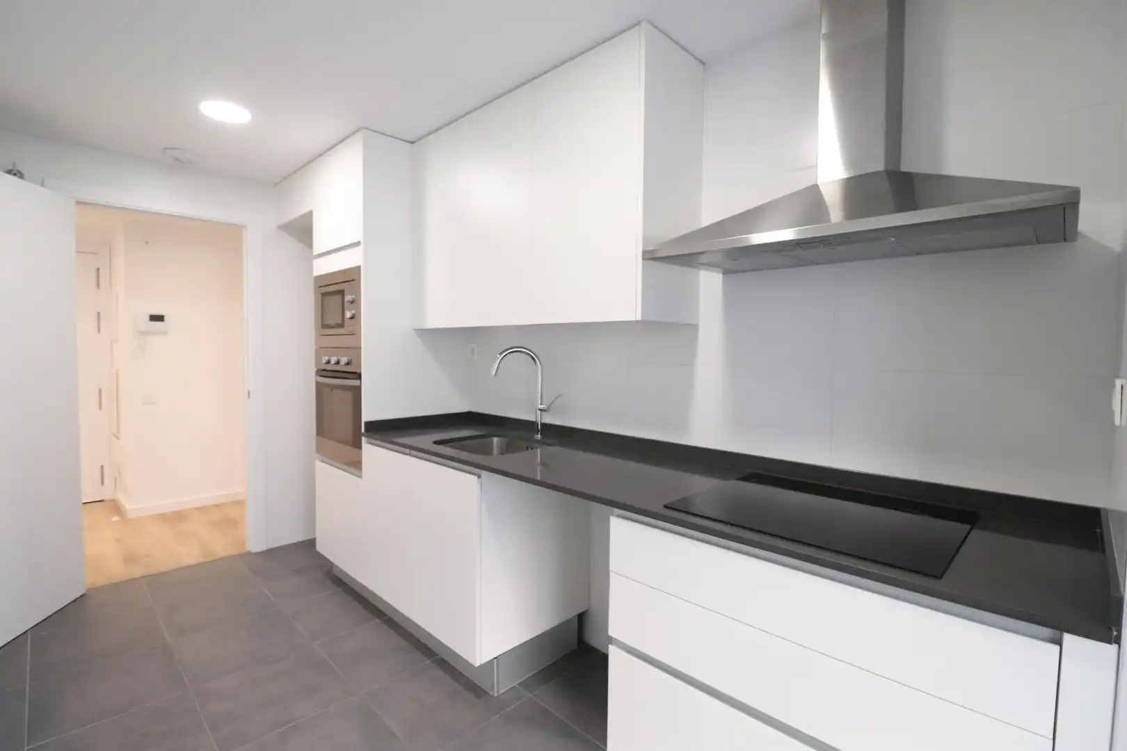 Flat for rent in de l'Aurora, Centre