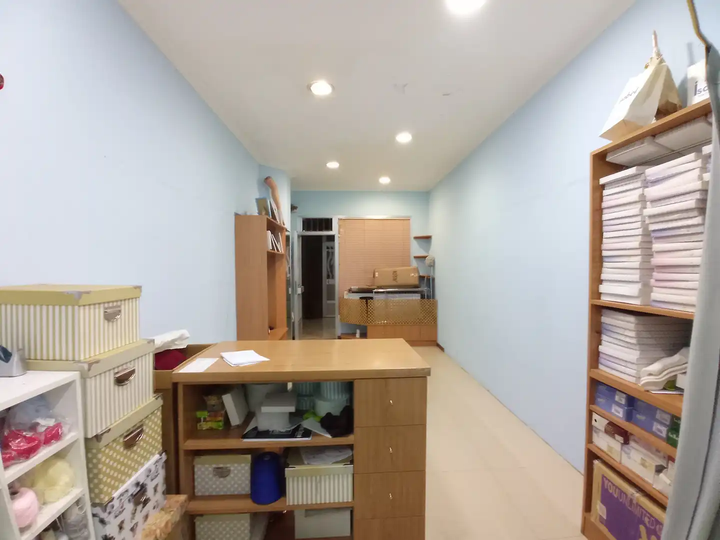 Local comercial en venta en Zona de Plaza de Barcelos, imagen 2