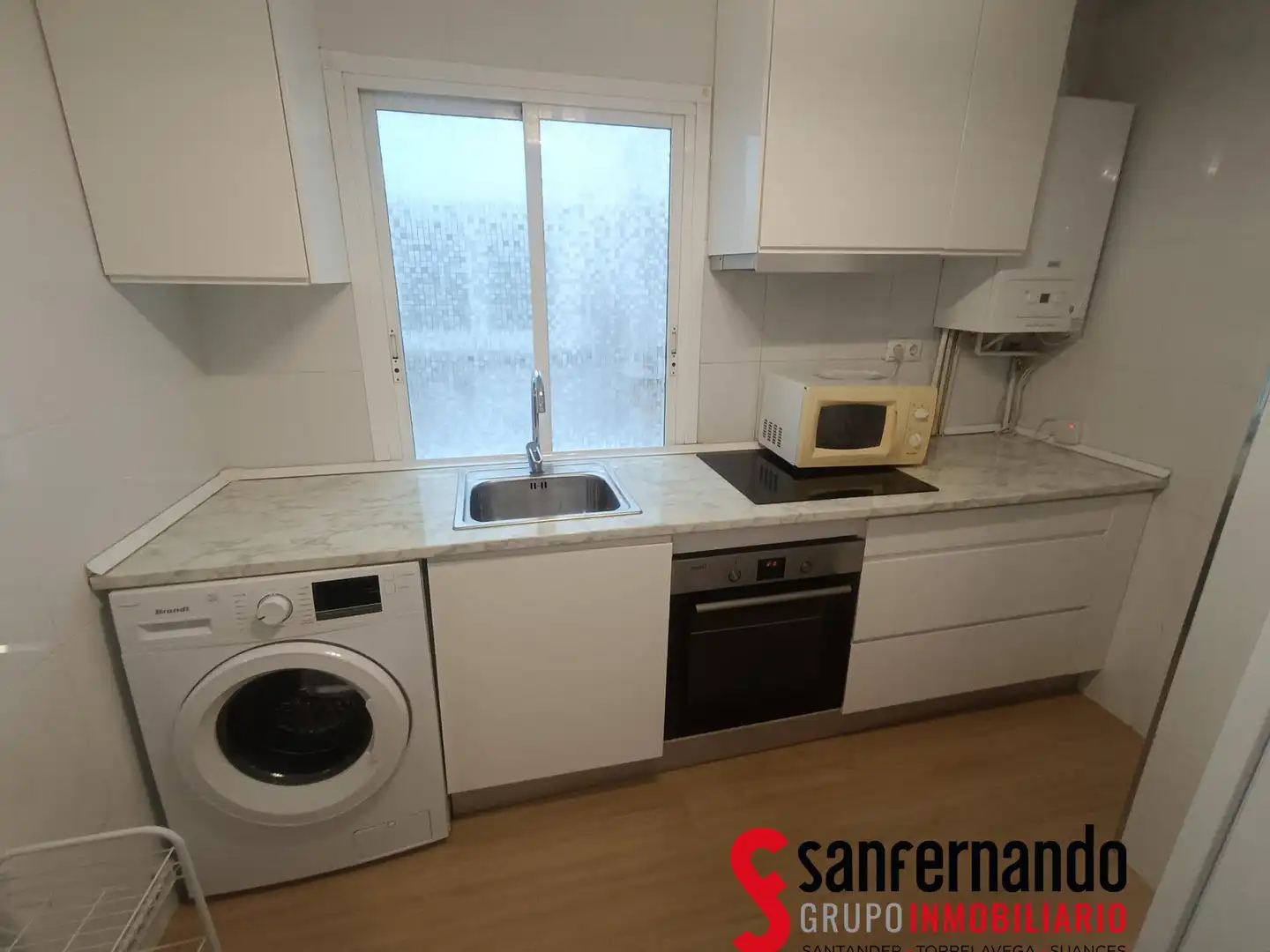 Kitchen of Flat for rent in Santander  with Heating, Furnished and Balcony