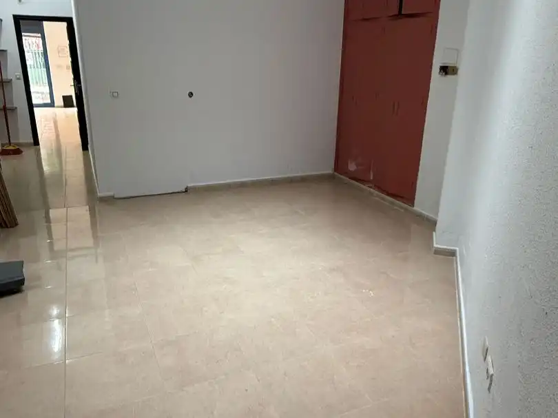Local en venda en Jerez de la Frontera amb Aire condicionat, Parquet i Moblat