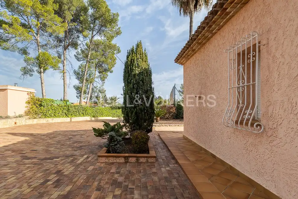 Jardí de Casa o xalet en venda en Ontinyent amb Calefacció, Jardí privat i Terrassa