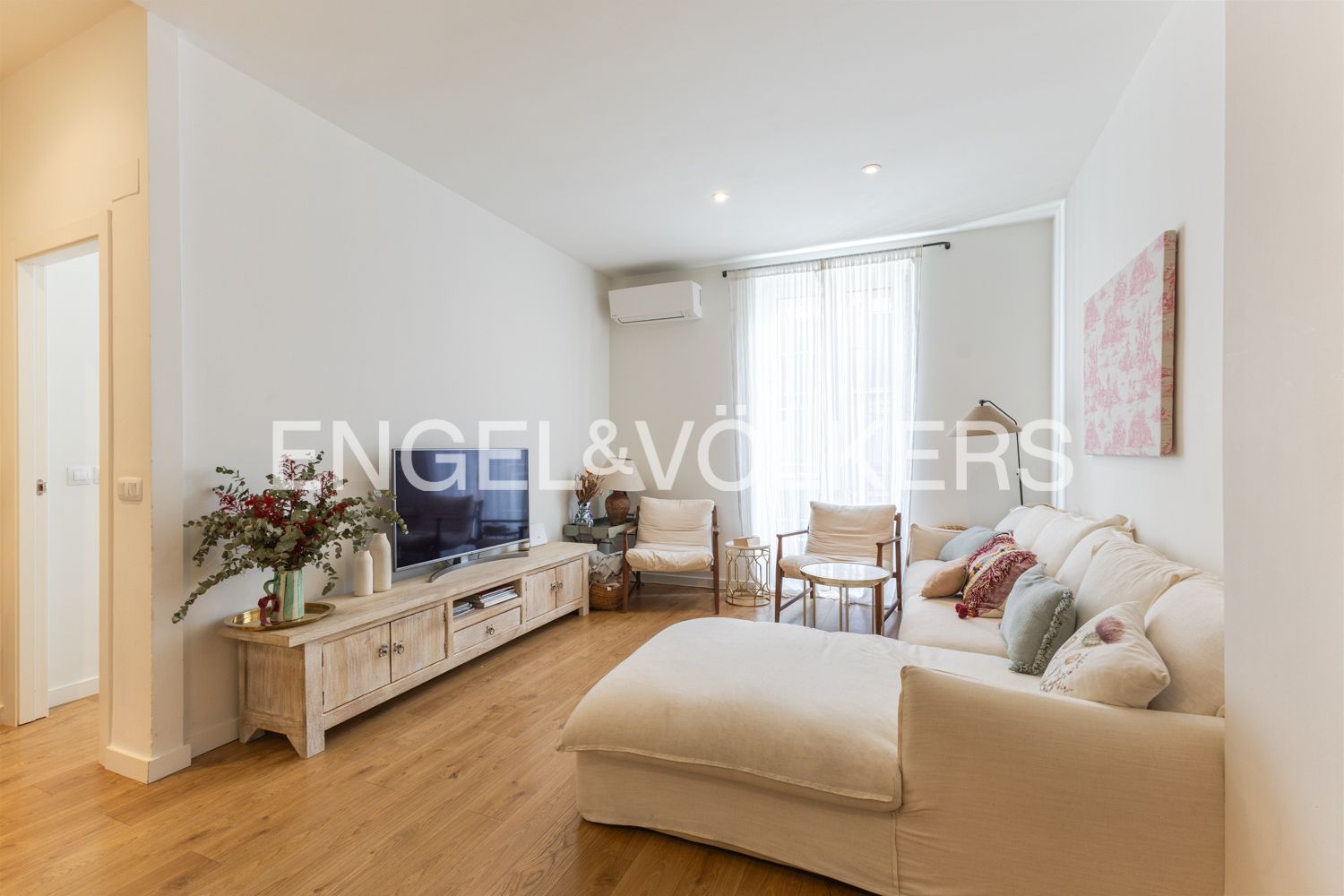 Sala d'estar de Pis en venda en  Valencia Capital amb Aire condicionat, Calefacció i Moblat