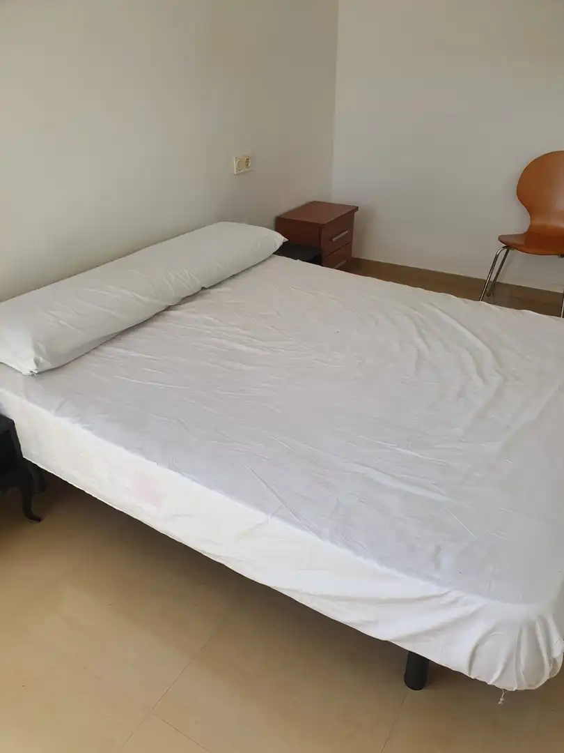 Habitación de Piso de alquiler en Roquetas de Mar con Aire acondicionado, Calefacción y Terraza