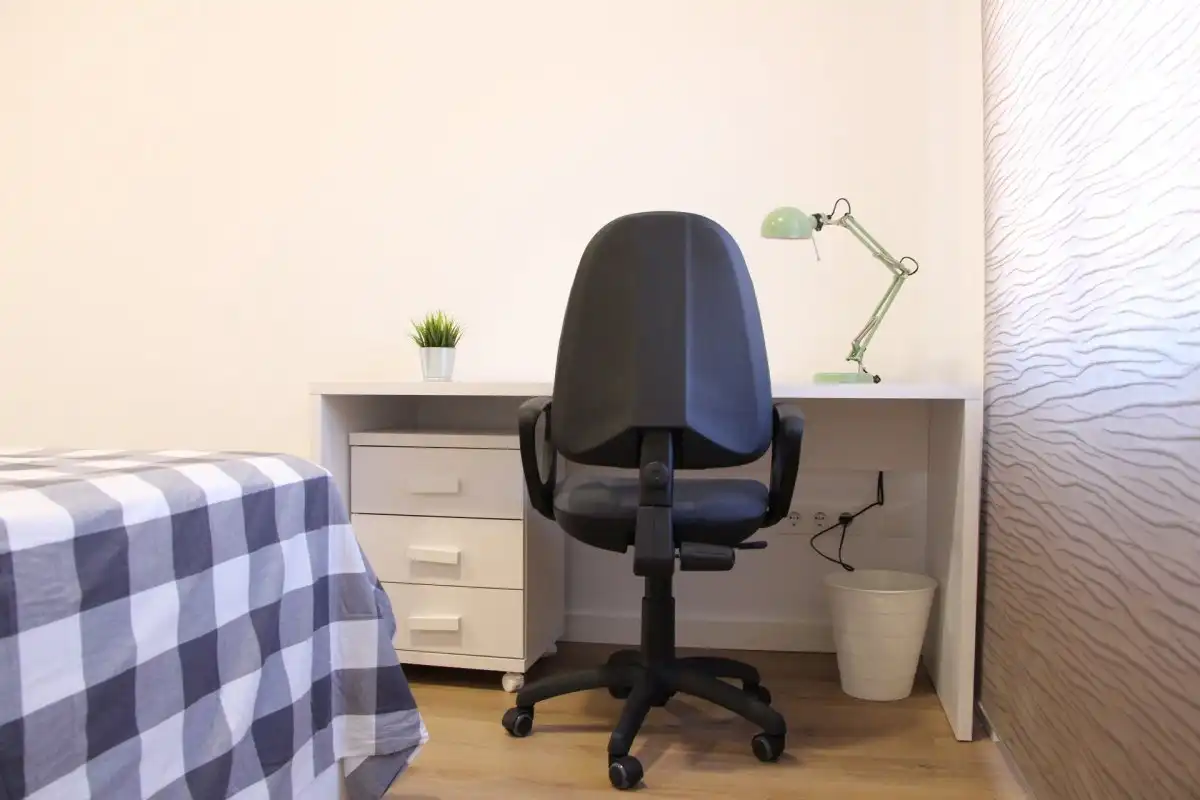 Schlafzimmer von Wohnungen zur Miete in Alfara del Patriarca mit Klimaanlage, Heizung und Möbliert