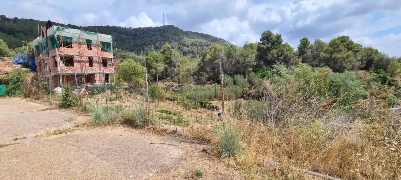 Terreno residencial en venta en Poble, imagen 2
