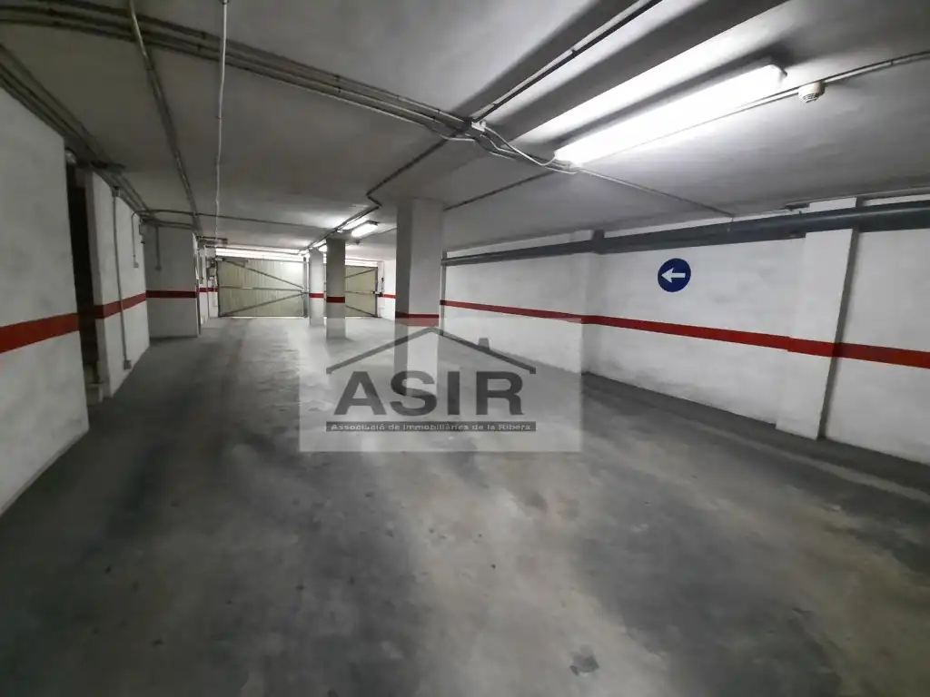 Individual for sale in Casc Urbà, imagen 6