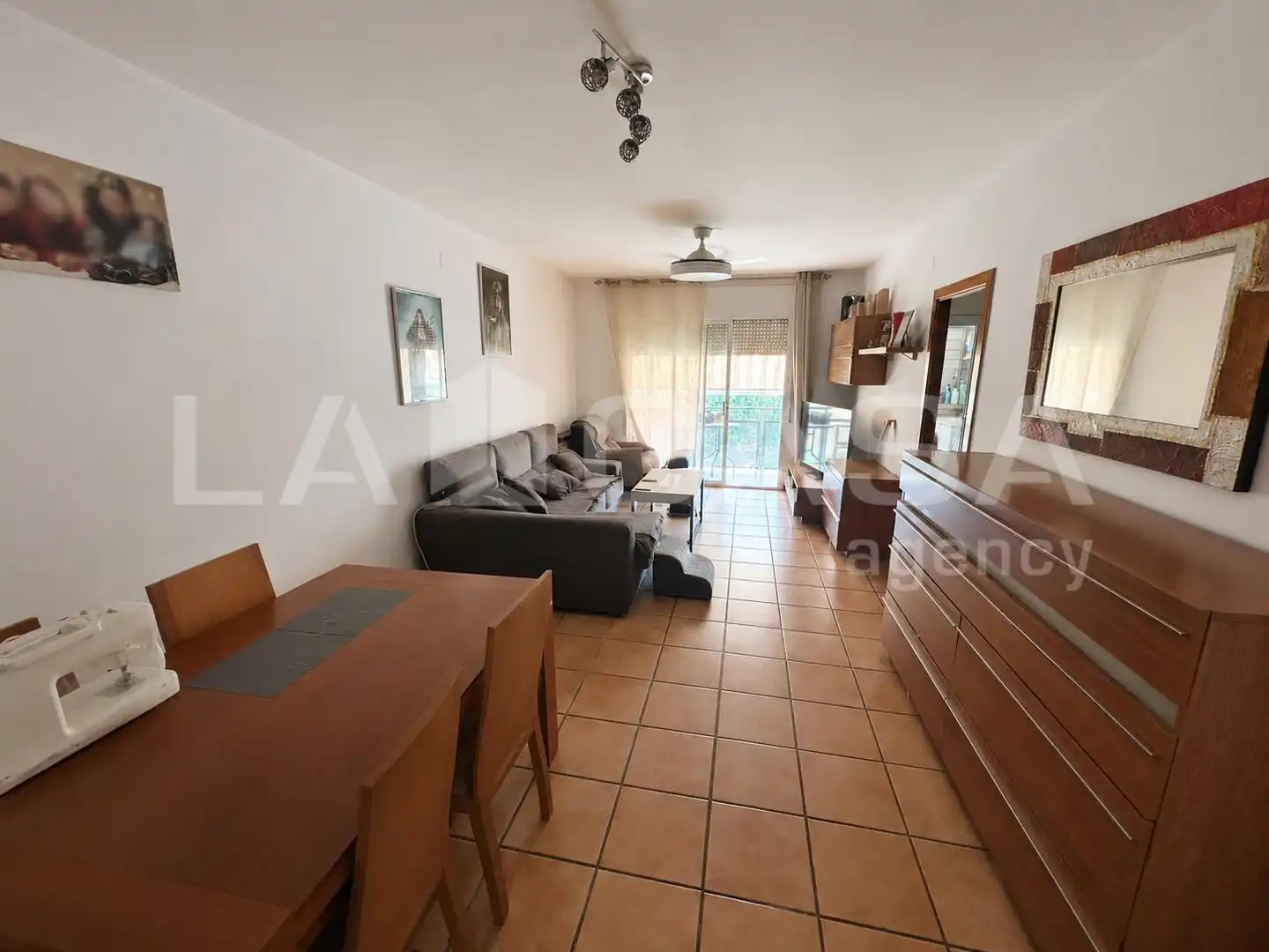 Living room of Flat for sale in La Roca del Vallès  with Heating and Balcony