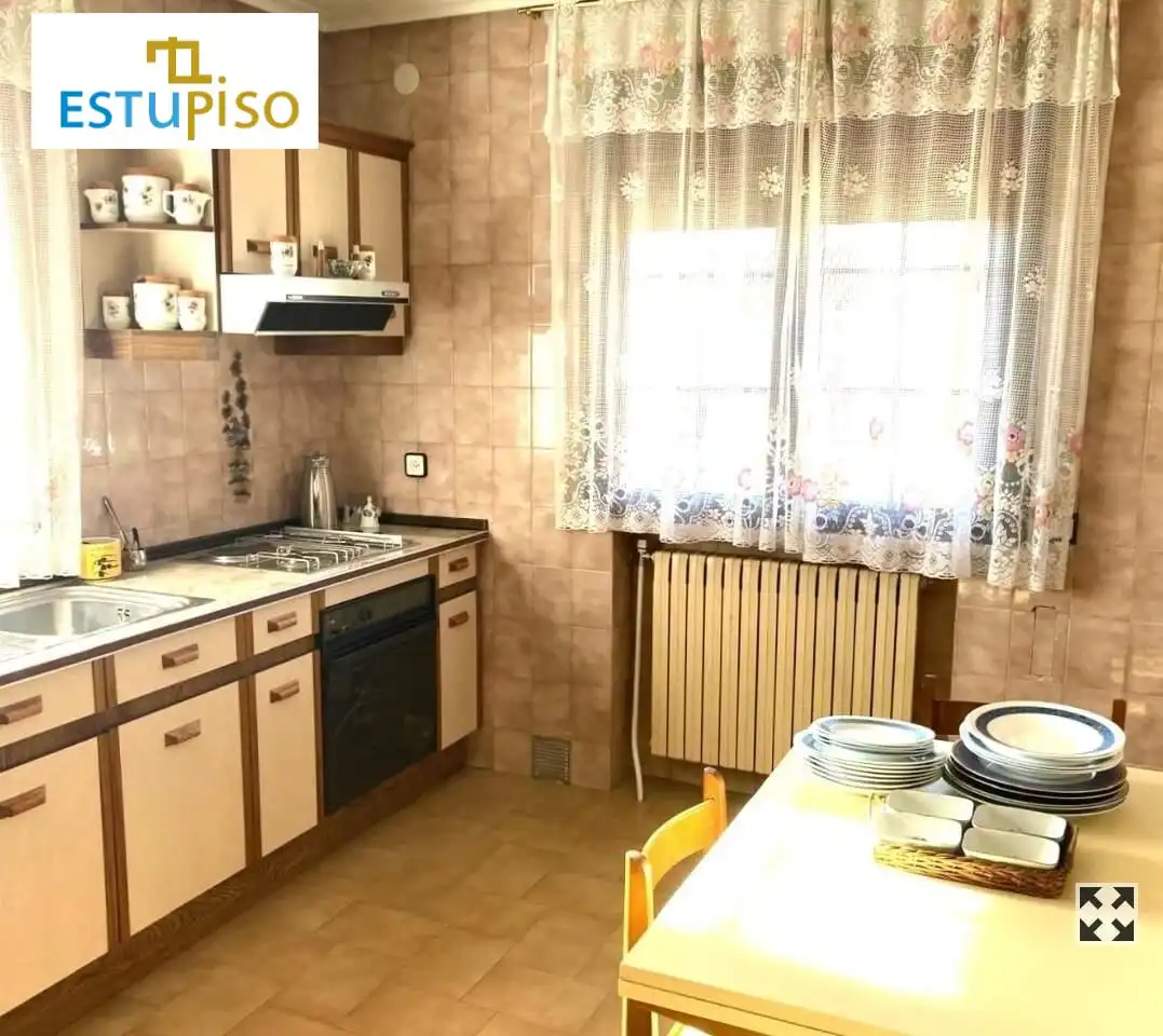 Cocina de Residencial en venta en Mansilla Mayor