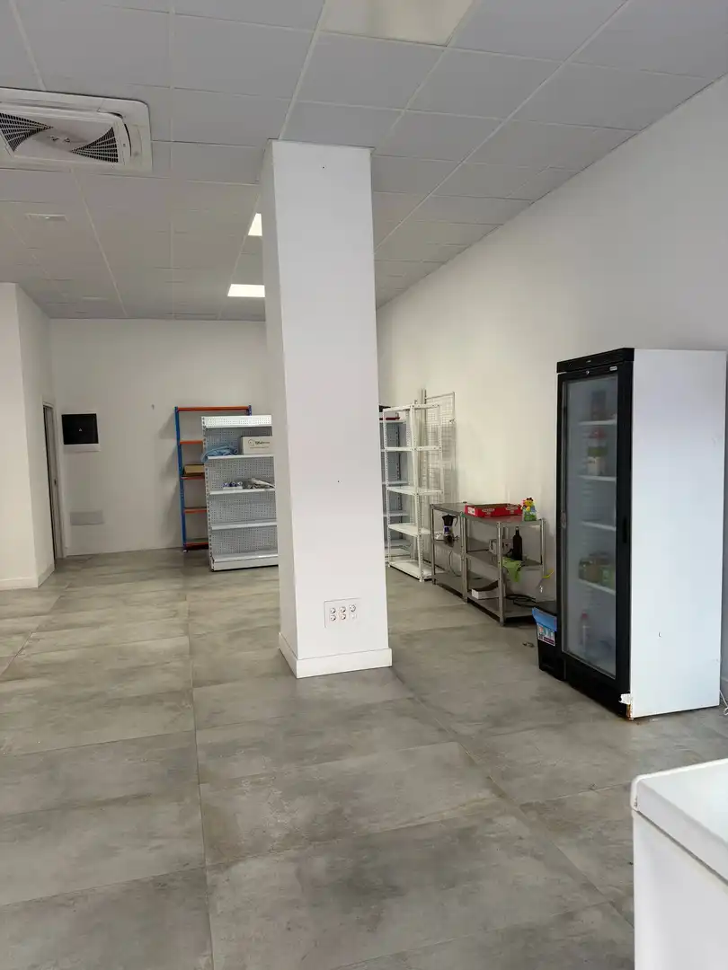 Business premises for sale in Avenida MIRON EL 2, imagen 11